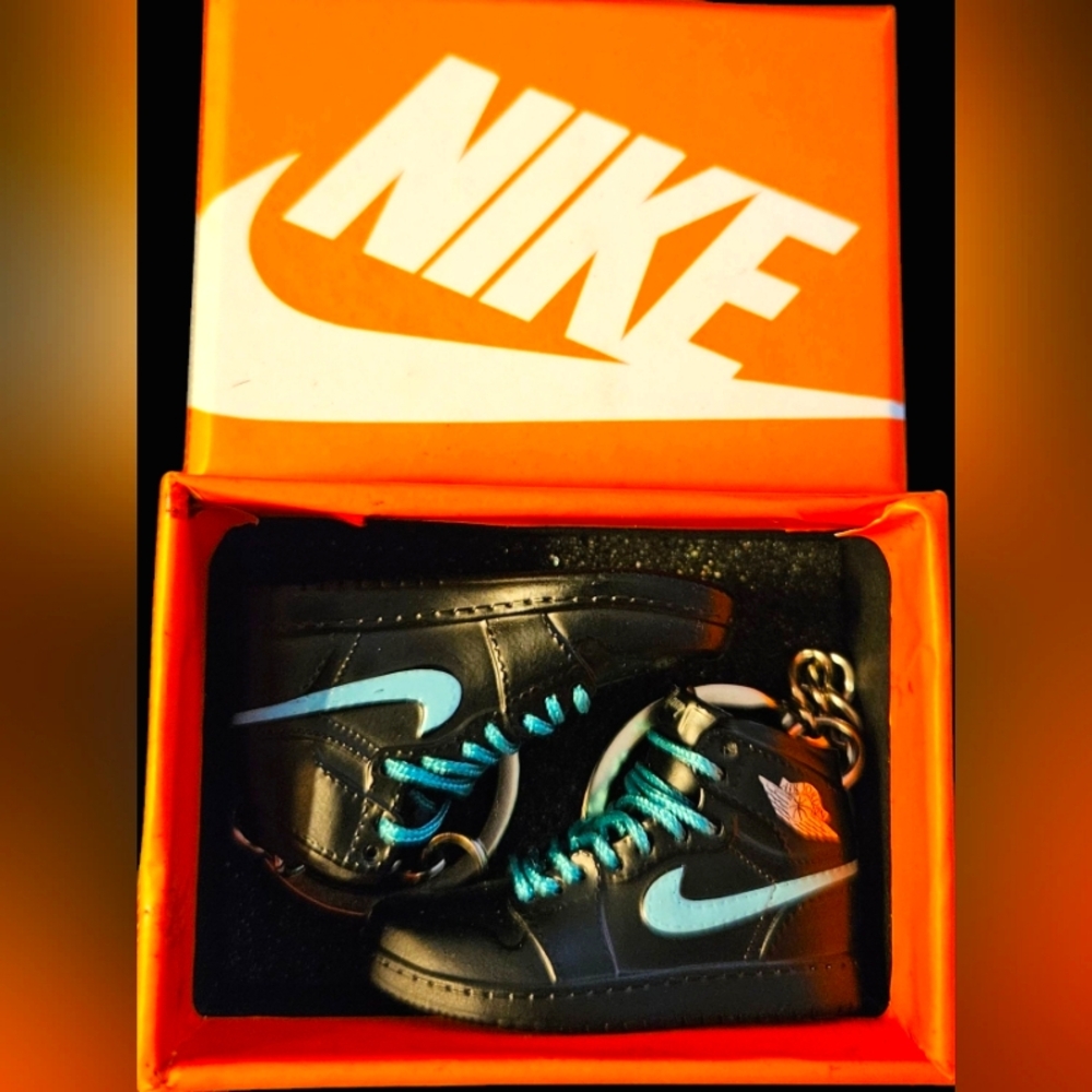 Set of 2 (1 Pair) Custom Nike Shoe Keychains with Orange Nike Box
